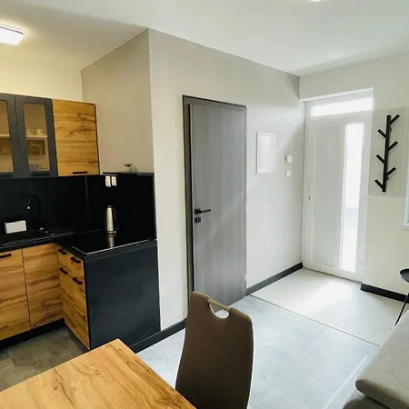 Henry Apartment